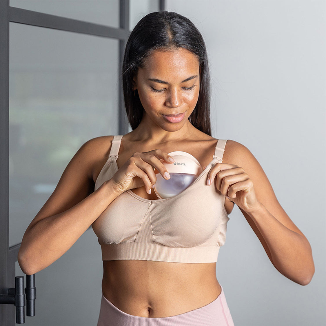 Blumi Foster Pod: The Simple and Effective Portable Breast Pump